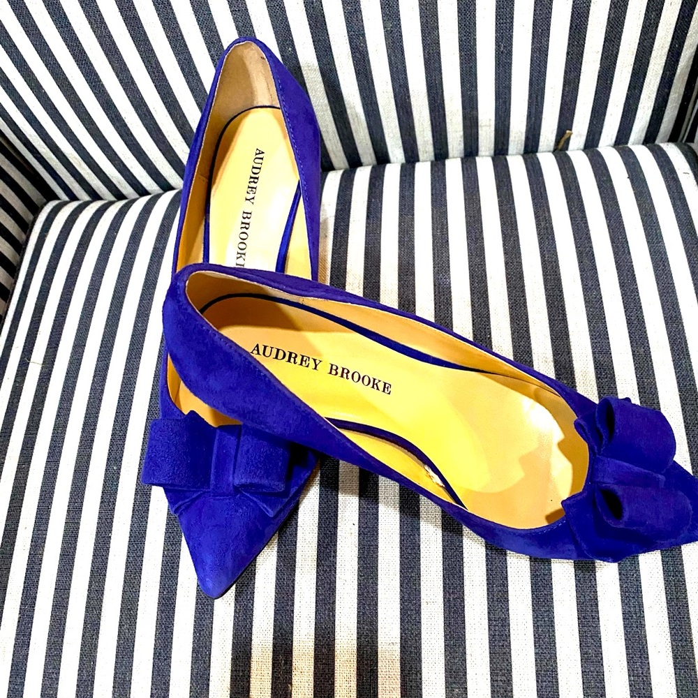 Suede Shoes, size 71/2